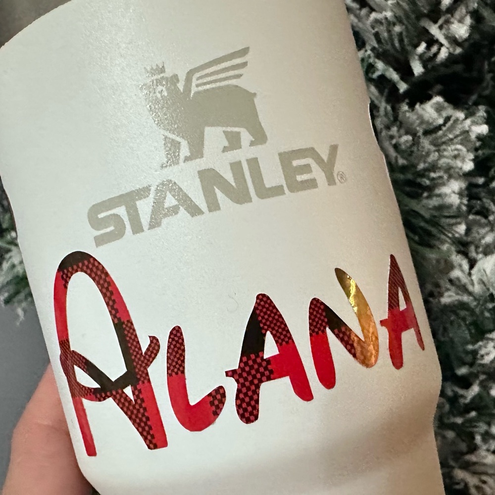 Custom Name Vinyl Decal for Tumblers - 3 Inches - 3 Pack